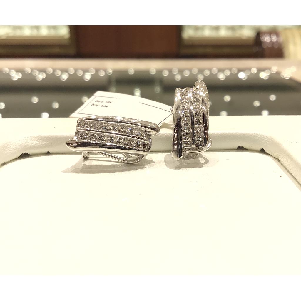 DIAMOND EARRING