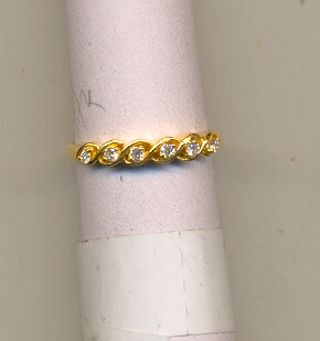 DIAMOND RING LADIES