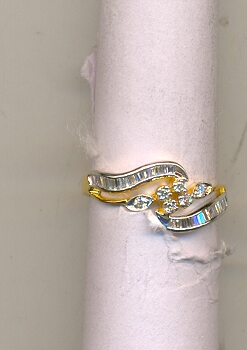 DIAMOND RING LADIES