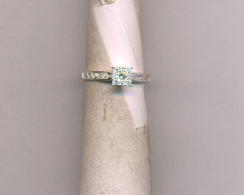 DIAMOND RING LADIES FANCY