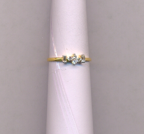 DIAMOND RING LADIES FANCY