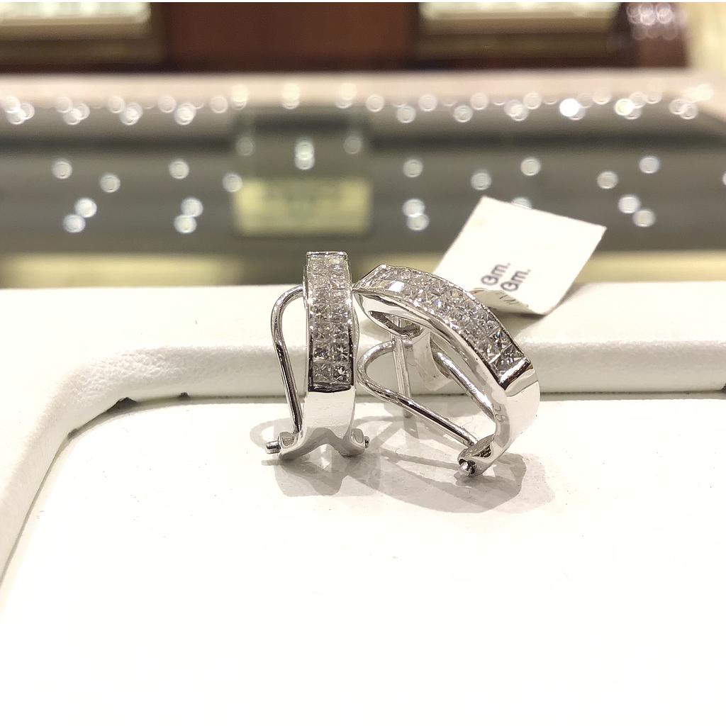 DIAMOND EARRING