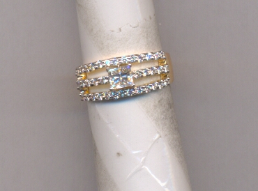 DIAMOND RING LADIES FANCY