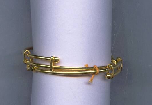 GOLD BANGLE BABY