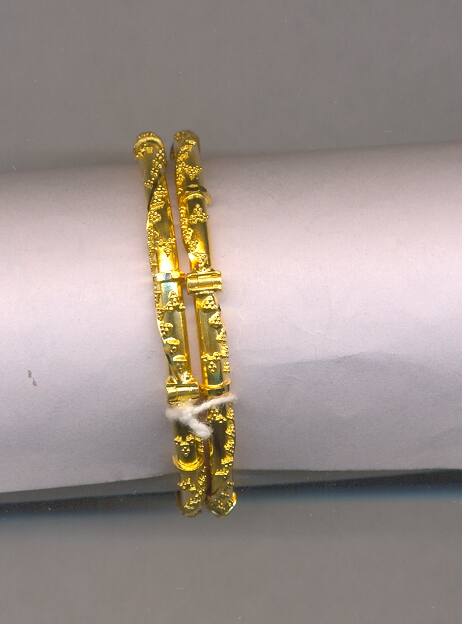 GOLD BANGLE BABY