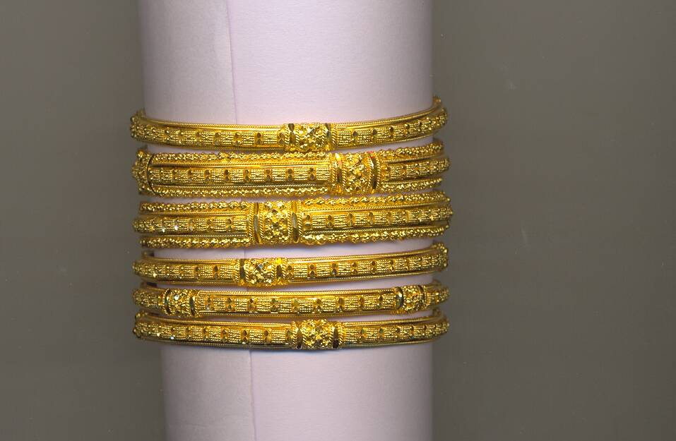 GOLD BANGLE