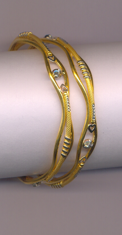 GOLD BANGLE