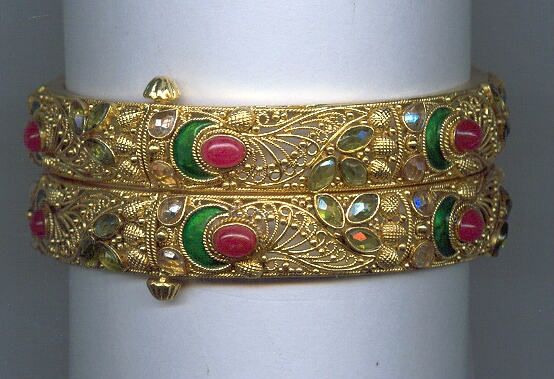 GOLD BANGLE ANTIQUE EXCLUSIVE