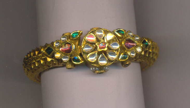 GOLD BANGLE ANTIQUE EXCLUSIVE