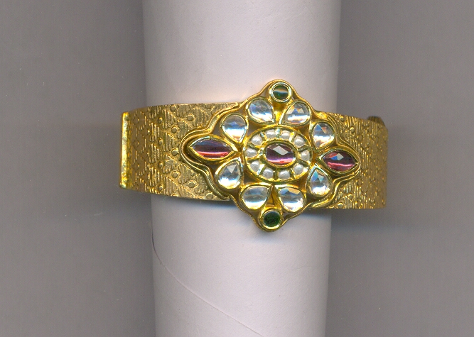 GOLD BANGLE ANTIQUE FANCY