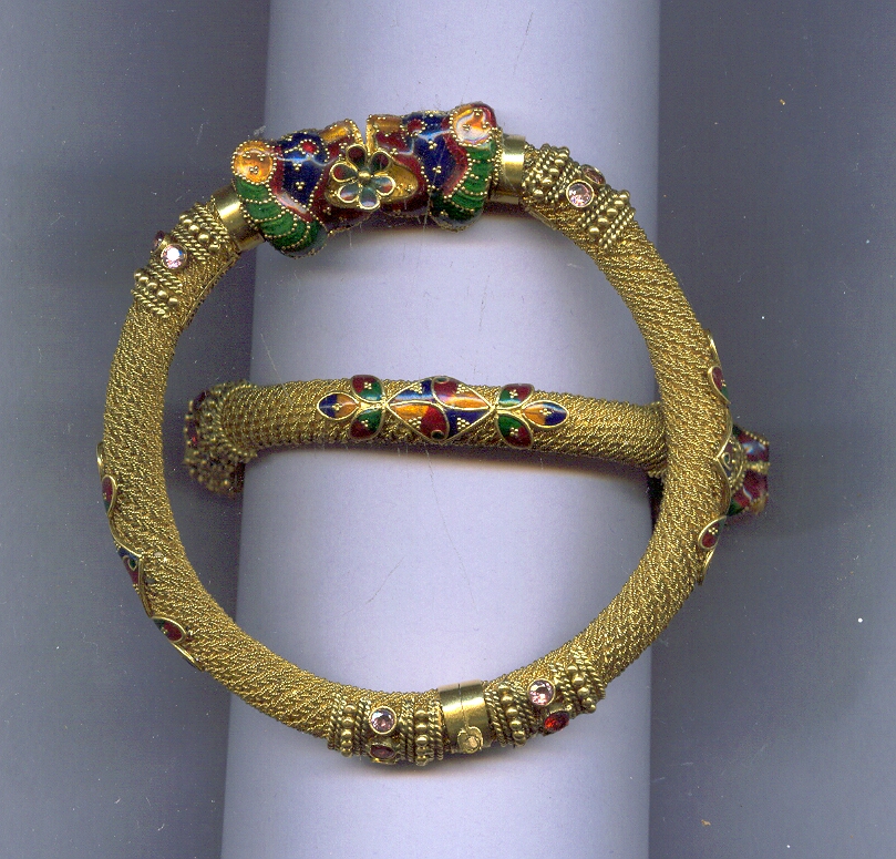 GOLD BANGLE ANTIQUE GENERAL