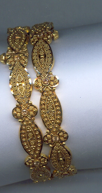 GOLD BANGLE ANTIQUE GENERAL
