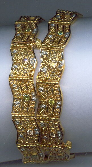 GOLD BANGLE ANTIQUE GENERAL