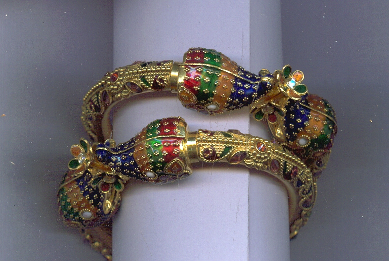 GOLD BANGLE ANTIQUE GENERAL