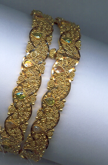 GOLD BANGLE ANTIQUE GENERAL