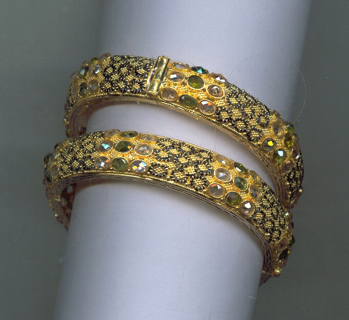 GOLD BANGLE ANTIQUE GENERAL