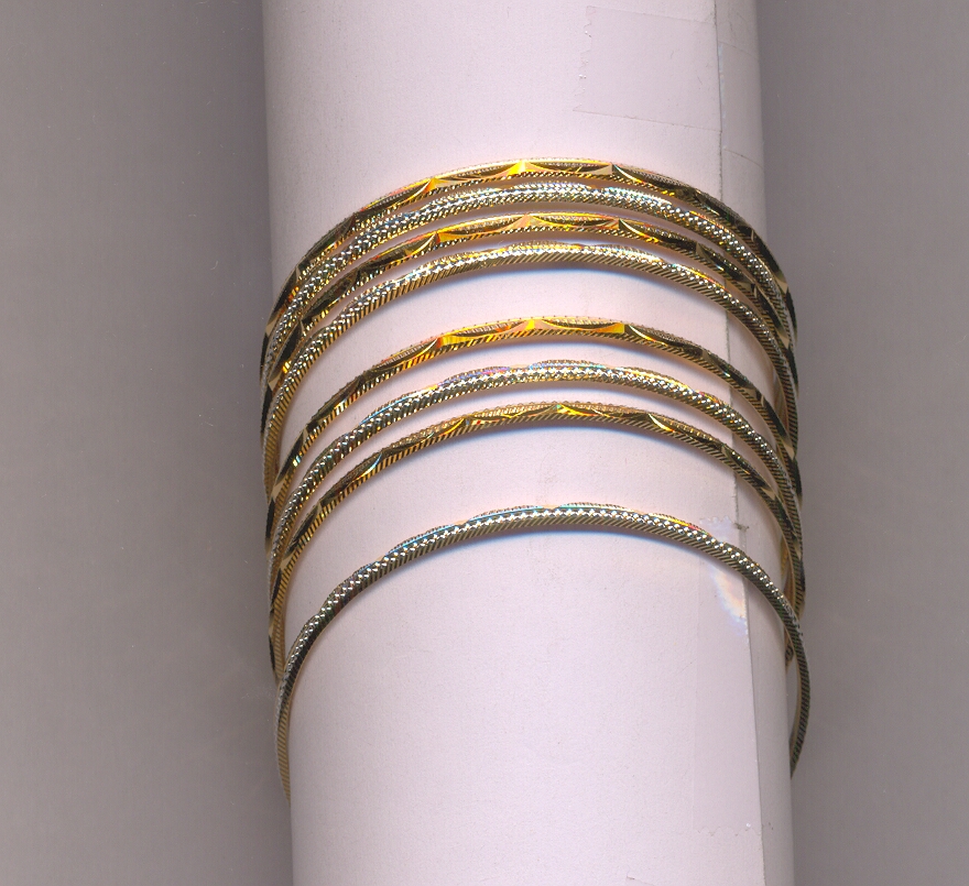 GOLD BANGLE MACHINE CUTTING FANCY