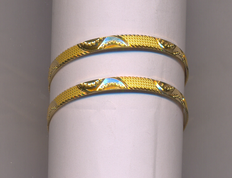 GOLD BANGLE MACHINE CUTTING FANCY