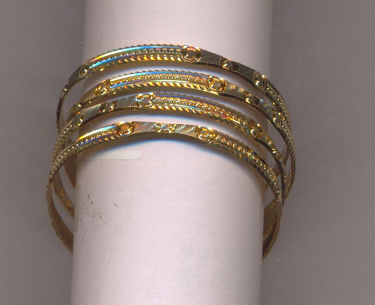 GOLD BANGLE MACHINE CUTTING FANCY