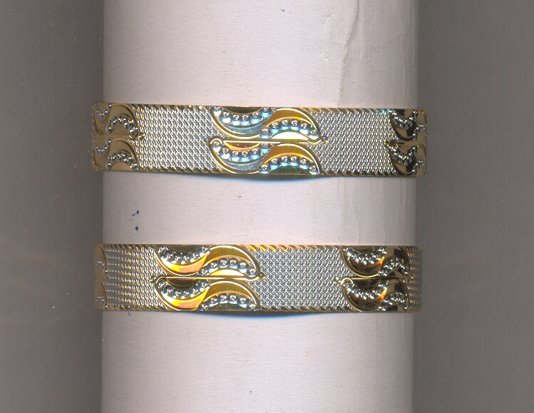 GOLD BANGLE MACHINE CUTTING FANCY