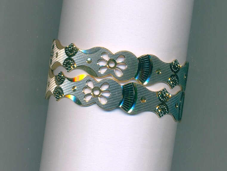 GOLD BANGLE MACHINE CUTTING FANCY