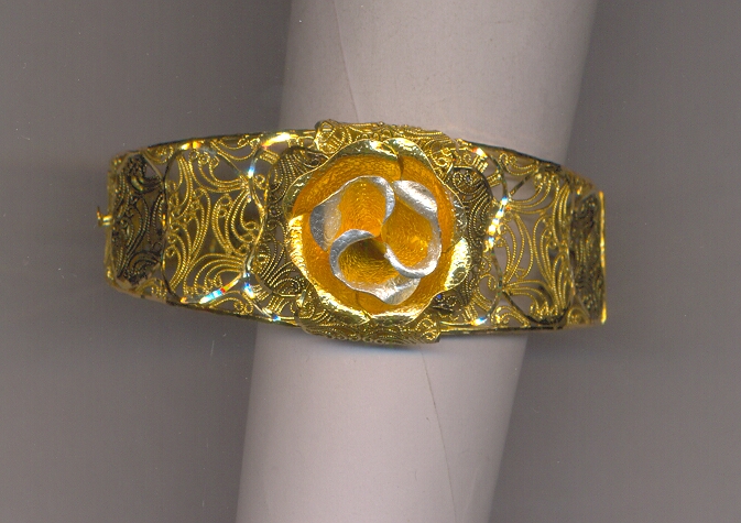 GOLD BANGLE PLAIN EXCLUSIVE