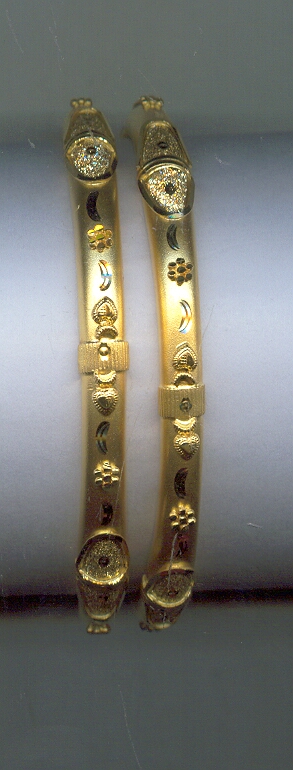 GOLD BANGLE PLAIN EXCLUSIVE