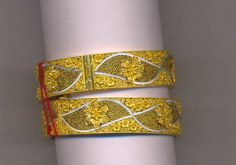GOLD BANGLE PLAIN EXCLUSIVE