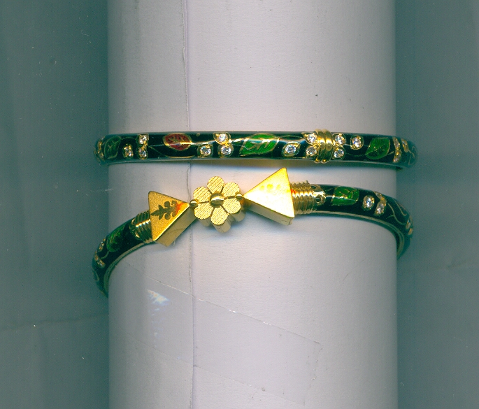 GOLD BANGLE PLAIN EXCLUSIVE