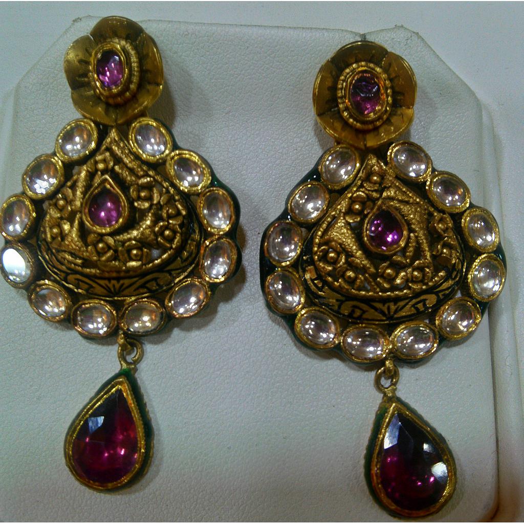 GOLD HALF SET PENDENT ANTIQUE EXCLUSIVE