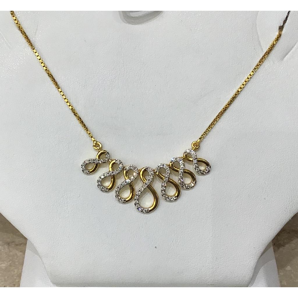 DIAMOND PENDENT