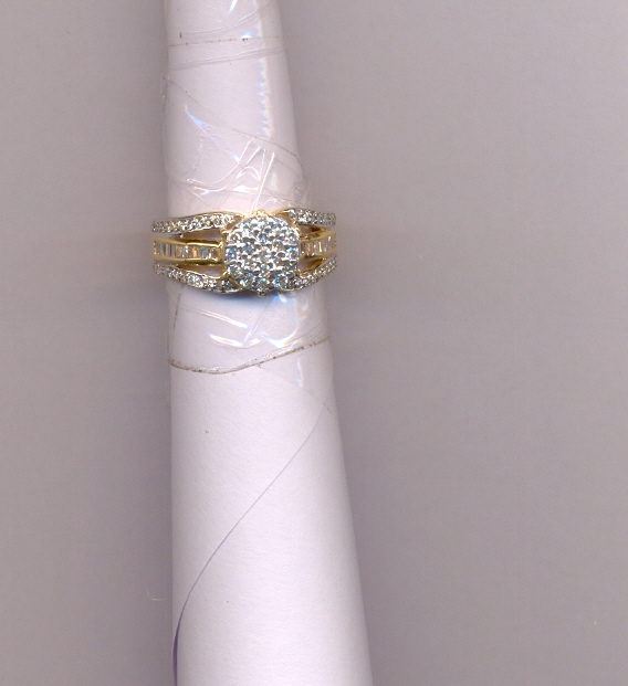 DIAMOND RING LADIES