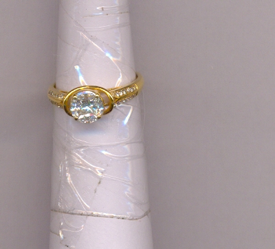 DIAMOND RING LADIES