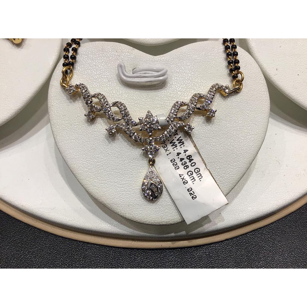 DIAMOND PENDENT DESIGNER