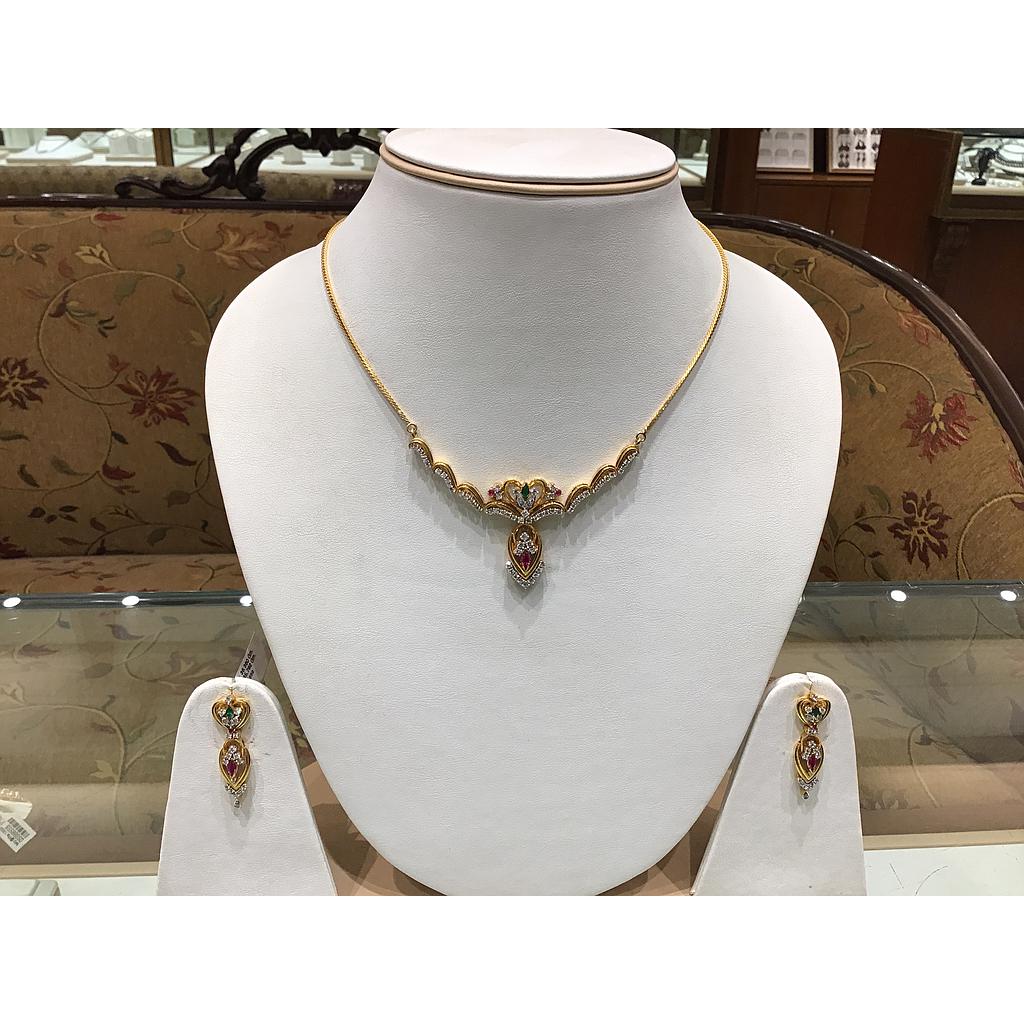 DIAMOND SET PENDENT GENERAL