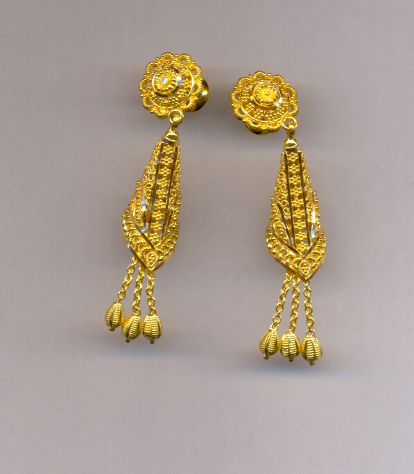 GOLD HANGING PLAIN