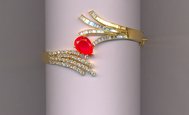 DIAMOND BRACELET