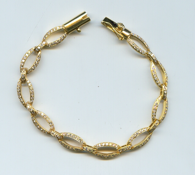 DIAMOND BRACELET