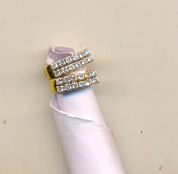 DIAMOND EARRING