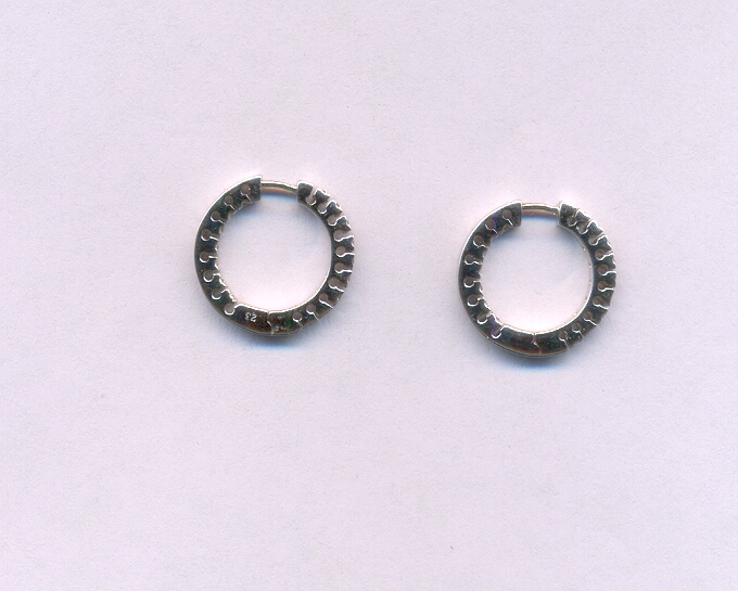 DIAMOND EARRING