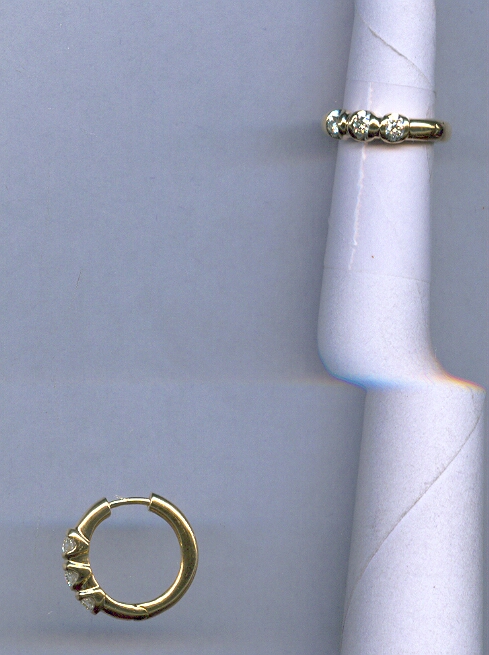 DIAMOND EARRING