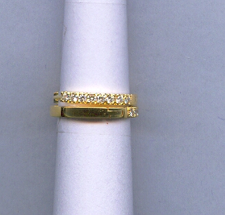 DIAMOND EARRING
