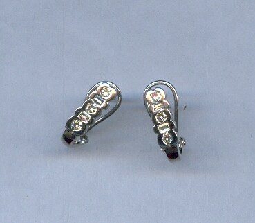 DIAMOND EARRING