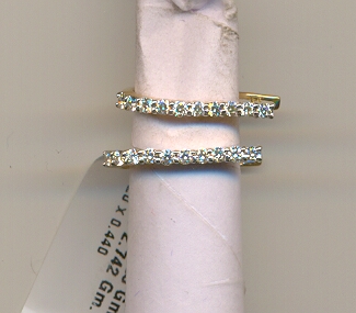 DIAMOND EARRING