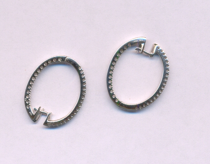 DIAMOND EARRING