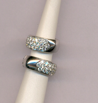 DIAMOND EARRING