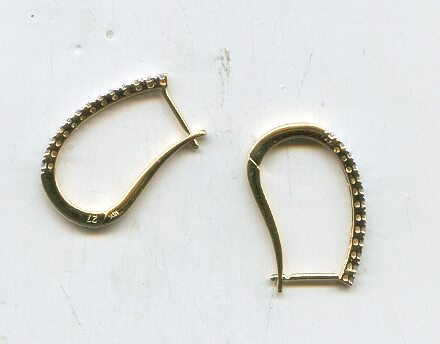 DIAMOND EARRING