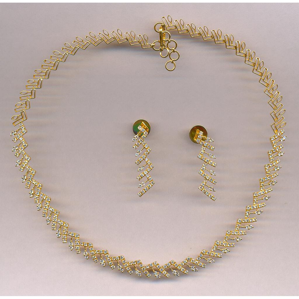 DIAMOND FULL SET PENDENT