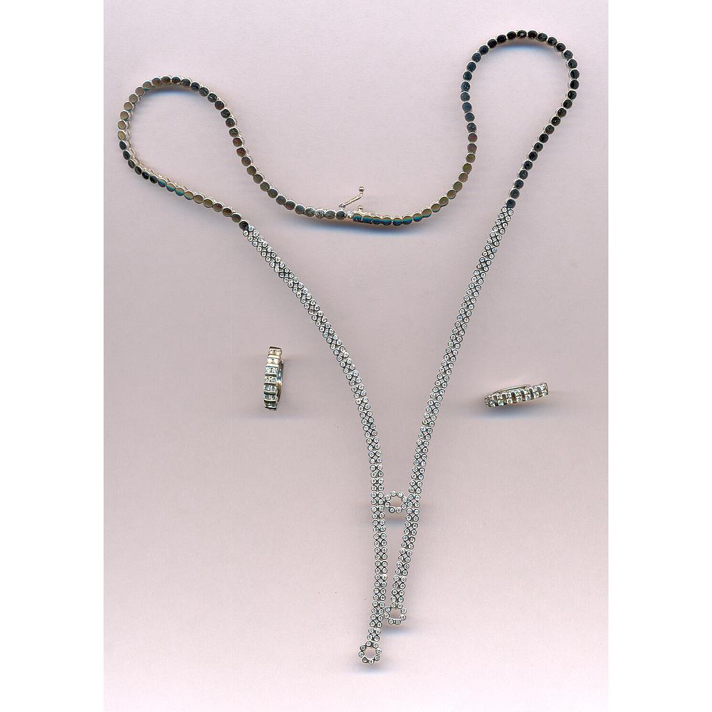 DIAMOND FULL SET PENDENT