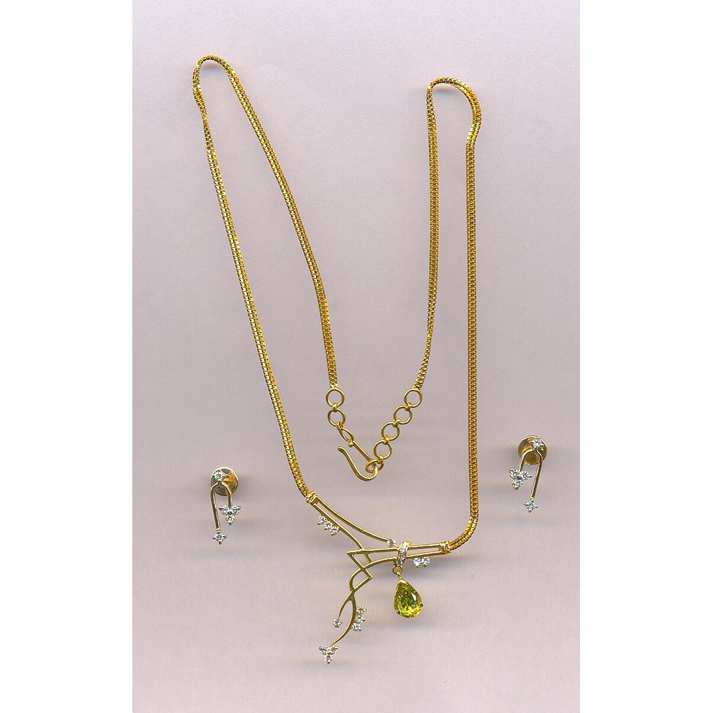 DIAMOND FULL SET PENDENT